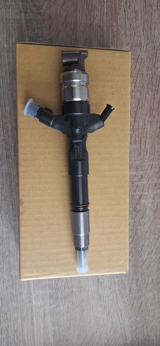 Wtryskiwacz DENSO Toyota - bez kodu IMA