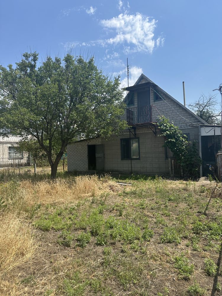 Продам 2х эт дачу Кулеши