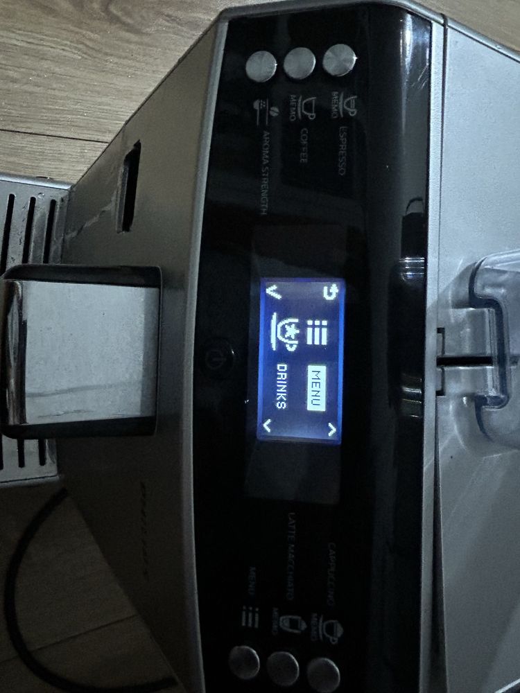 Automatyczny ekspres do kawy Phillips 3100 series