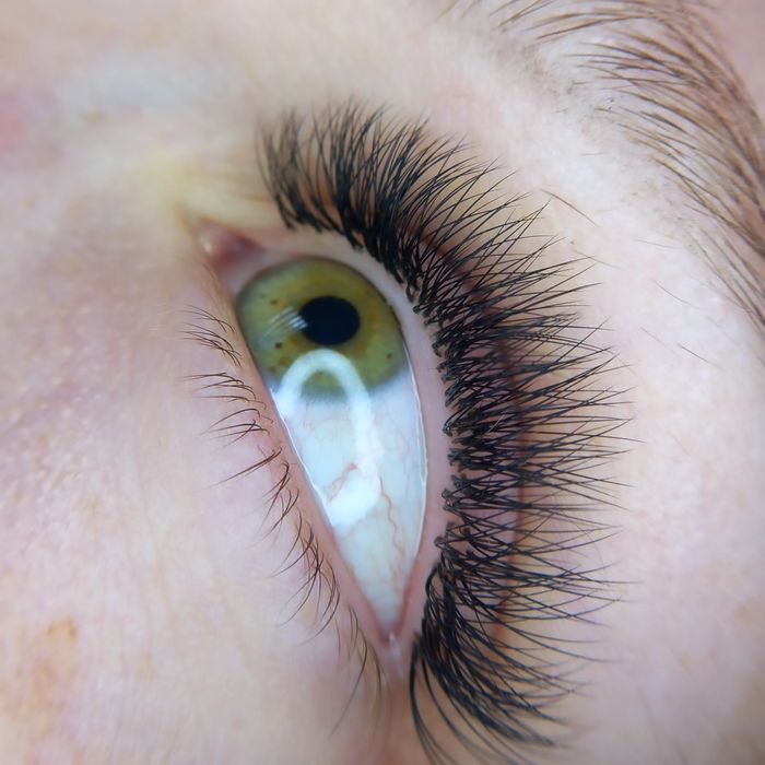 Наращивание и ламинирование ресниц