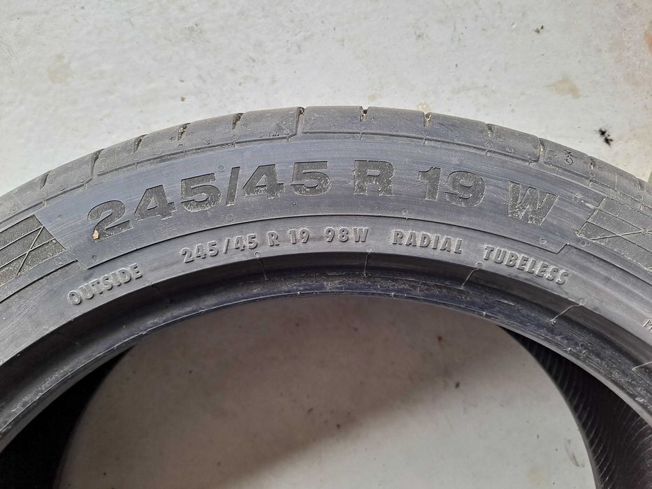 Opona Continental 245/45 R19W Contisport Contact5