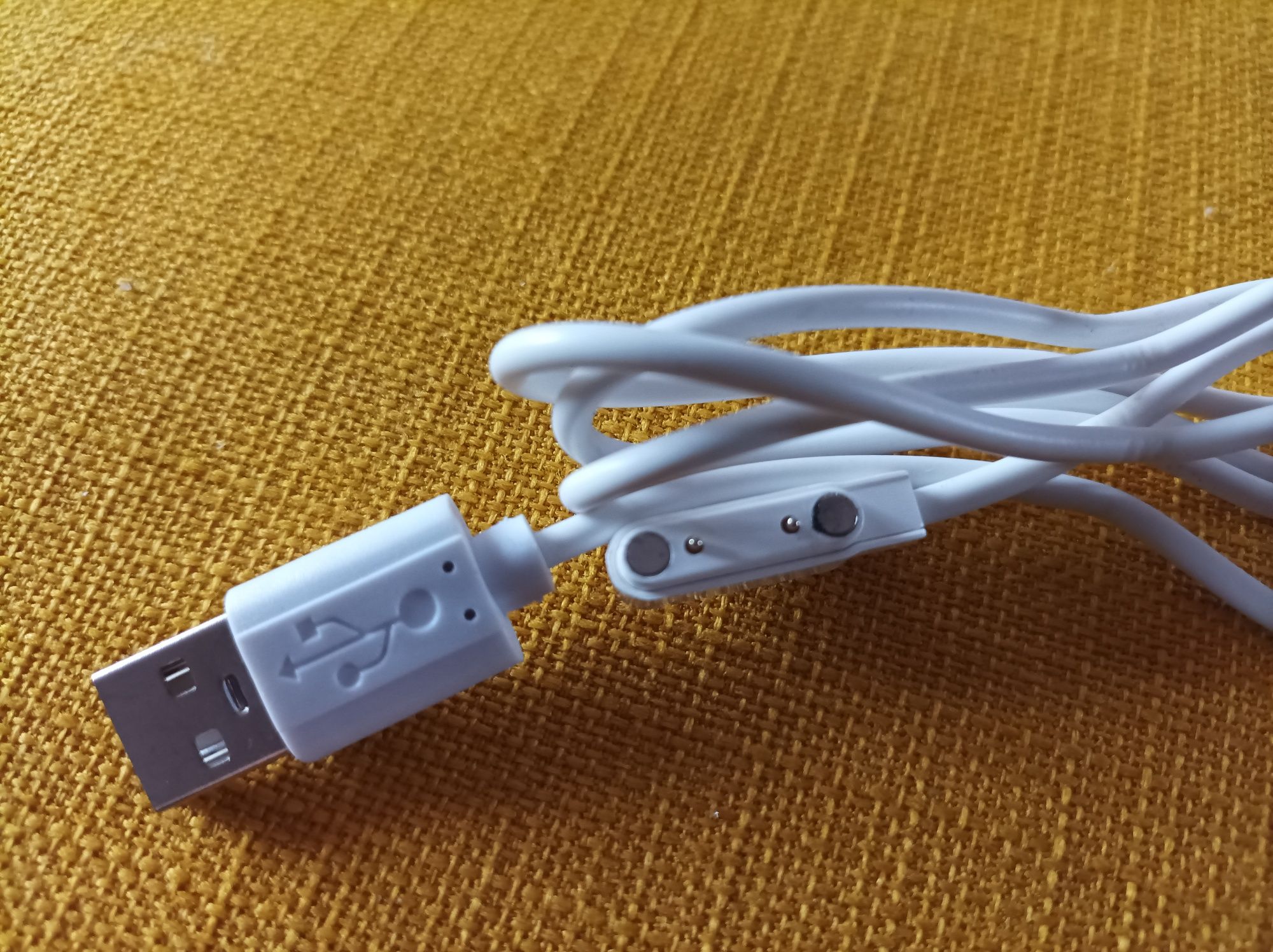 Nowy kabel USB do zegarka