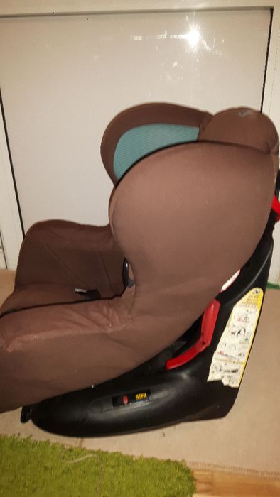 Fotelik samochodowy BEBE COMFORT ISEOS 9-18kg ISOFIX