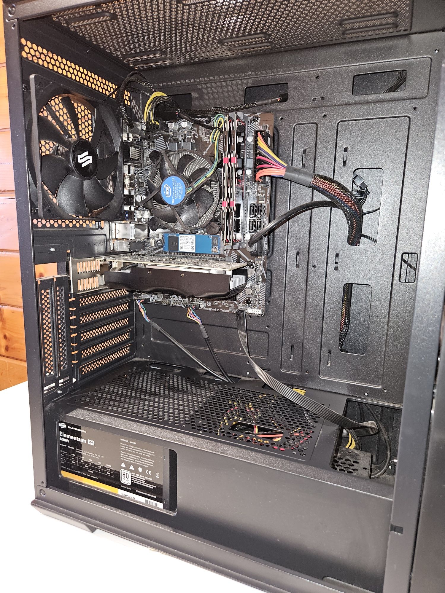 Komputer gamingowy i3 16gb ram gtx