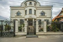 Оренда будинку 1437м2, Печерський район, Звіринець