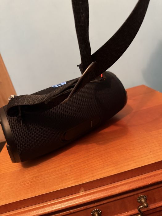 JBL Xtreme 3 charge flip boombox party box go marshall