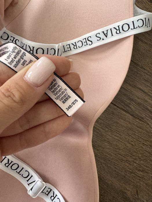 Бюстгалтер Victorias Secret