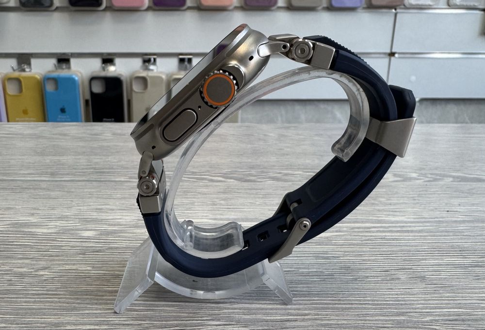 Apple Watch  Ultra / 49 mm GPS LTE / Titanium / 93%