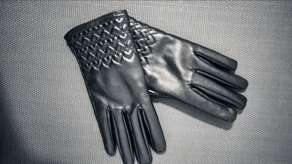 Rękawiczki skórzane czarne damskie małe