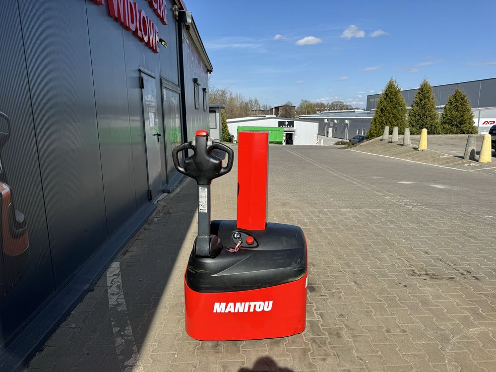 Paleciak elektryczny Manitou 1400 kg 90 cm widły 140 cm wózek