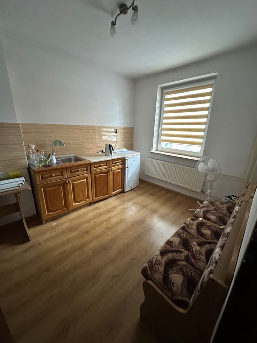 Lokal użytkowy z mieszkaniem i piwnicą, ul. Żwirki i Wigury