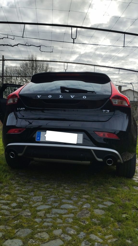 Volvo v40 T3 Como Novo