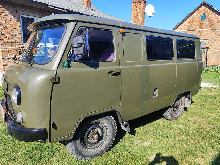 фургон малотонажний