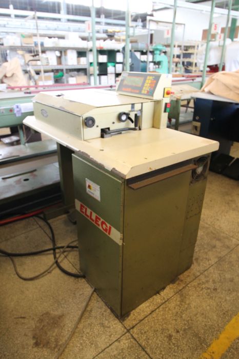 Máquina de facear Ellegi