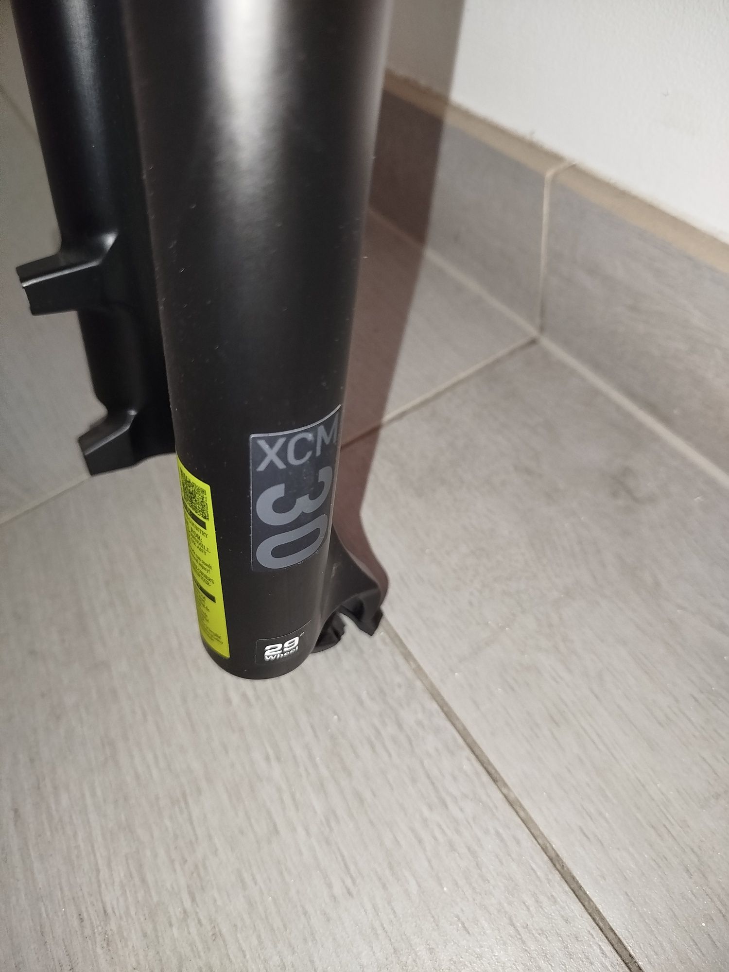 Amortyzator SR Suntour XCM 30 29 1 1/8" 110mm QR9