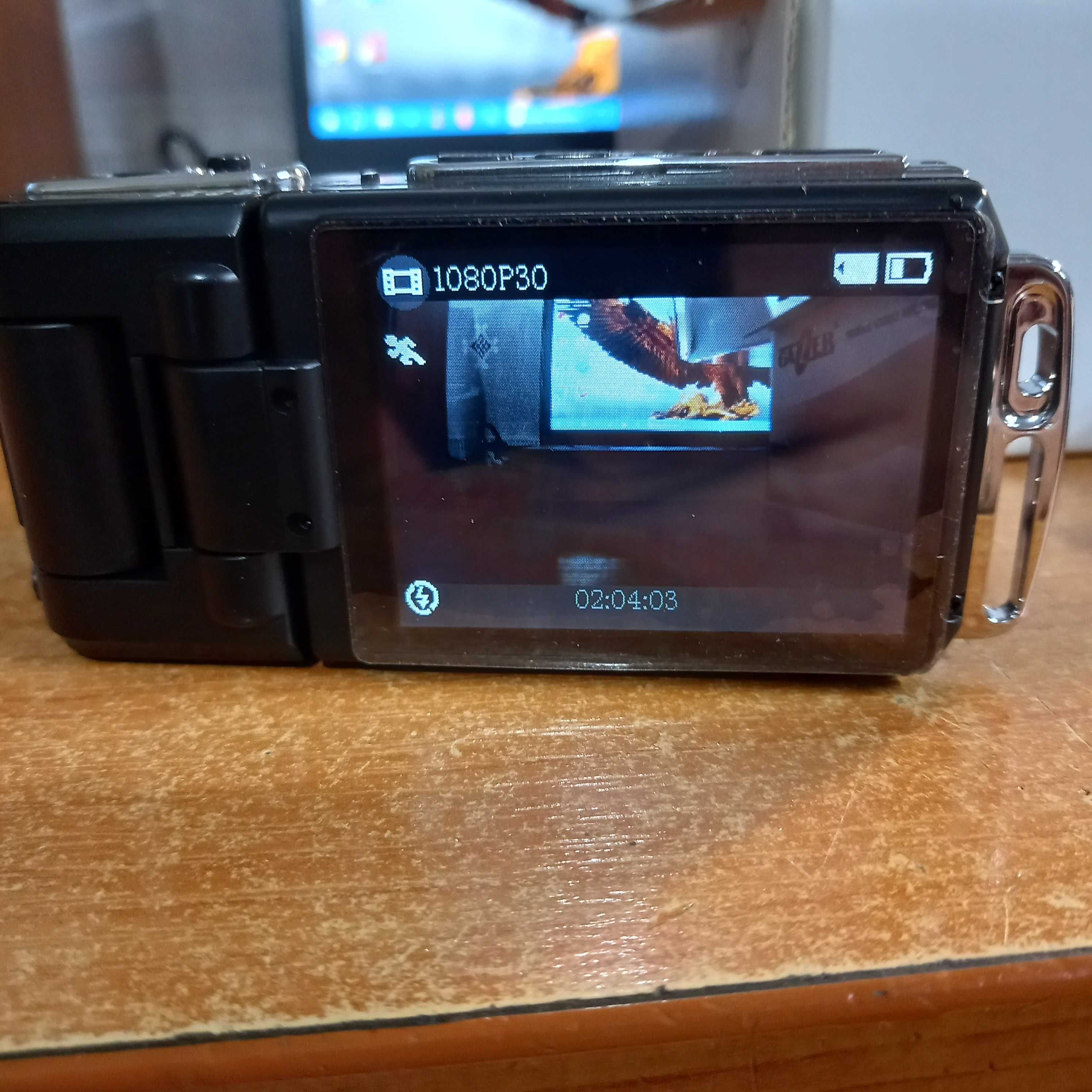 Продам видеорегистратор gazer f410 (Новый)
