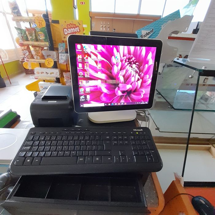 Computador POS + gaveta de dinheiro+ impressora +teclado