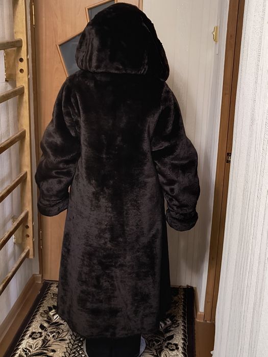 Шуба, XL, довга, жіноча (на зріст 170см+)