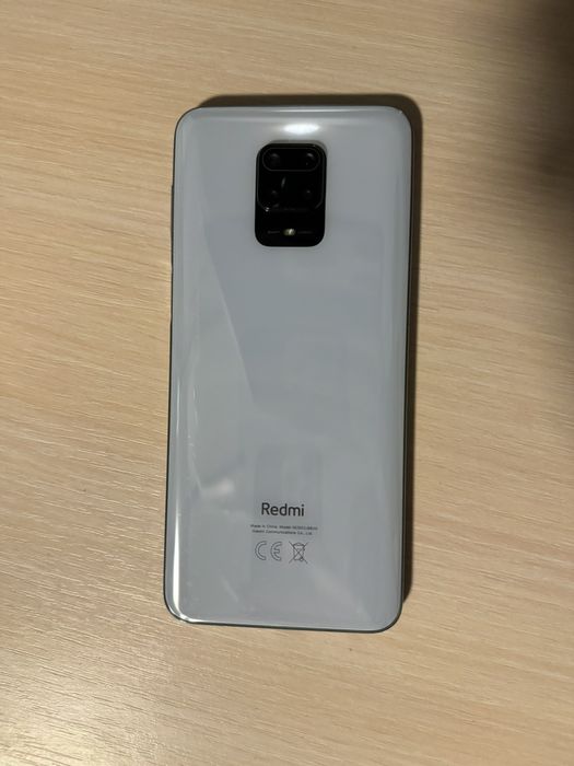 Продам смартфон Redmi Note 9 pro