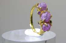 Anel Rugoso Banhado a Ouro c/ Ametista