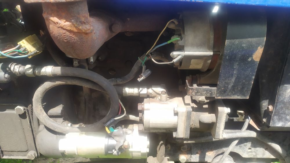 ПРОДАМ ТРАКТОР ДЖІНМА 244 Е з документами любе переоформлення