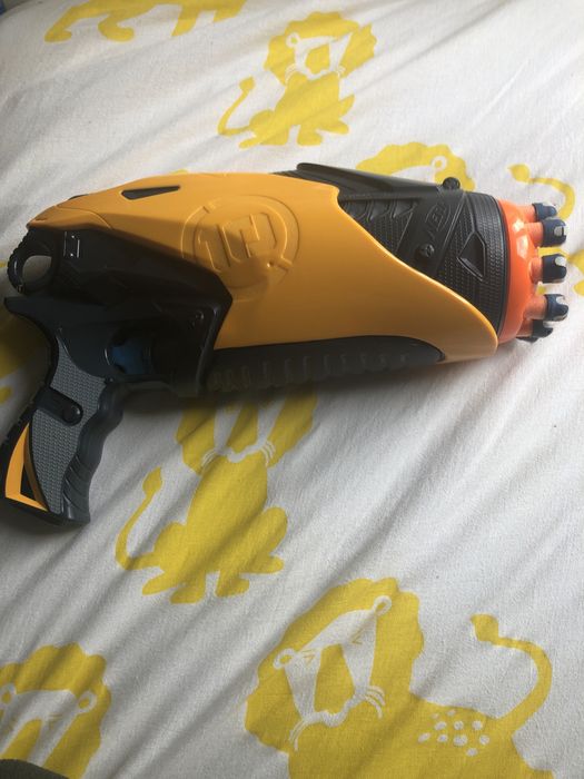 Nerf 10 balas com pilhas