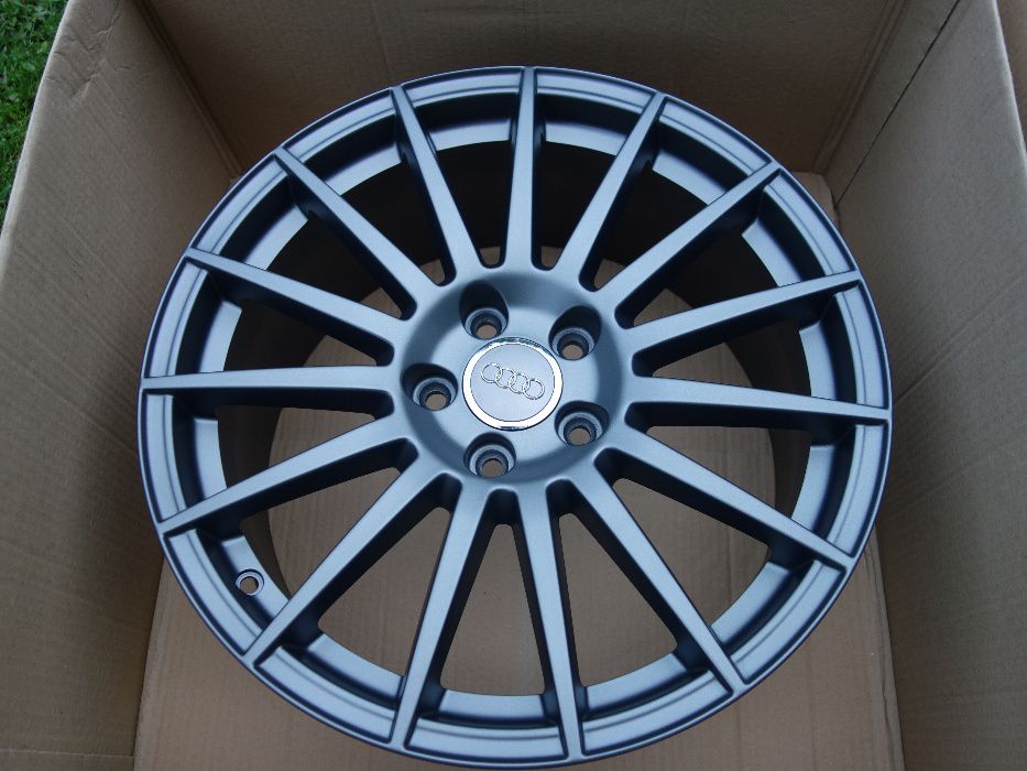 Oryginalne Felgi Audi A4 S4 B8 8K0 S-line A6 Q5 Q3 Q2 18'' Grafit