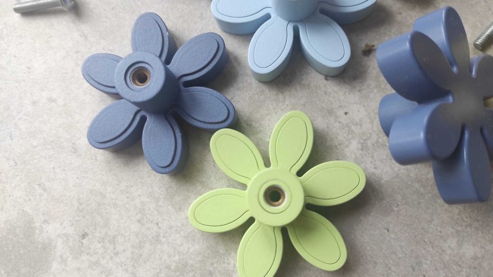 uchwyty do mebli dziecięcych 11 sztuk