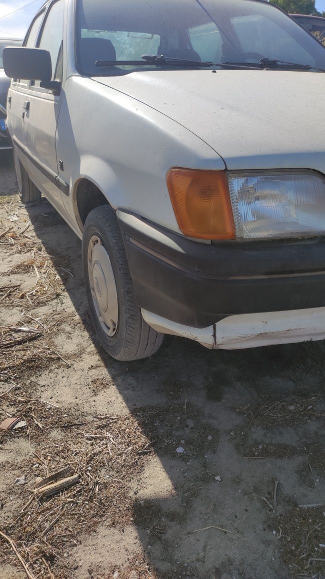 Ford Fiesta mk3 1.1 1991 peças