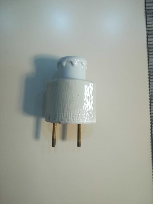 Zestaw porcelanowych bezpieczników