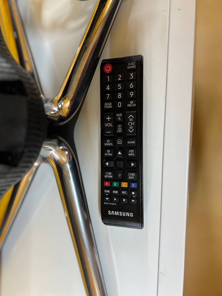 Телевізор Samsung UE40F5070SS Led Full HD