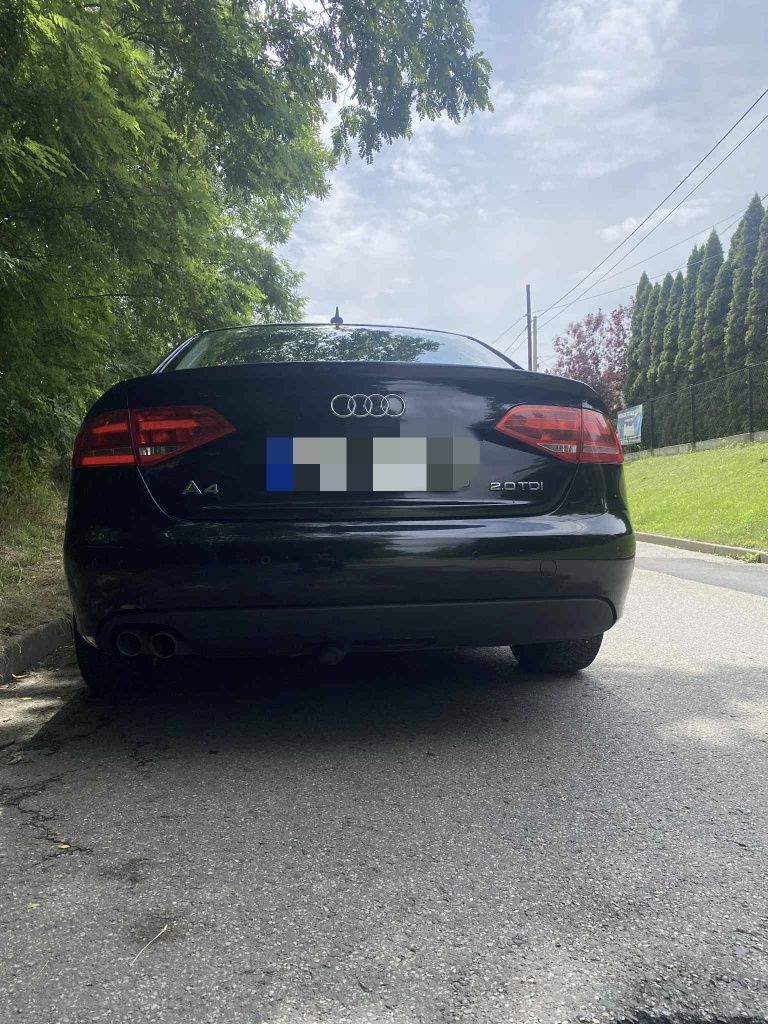 Audi A4 B8 2.0 TDI 2010r.