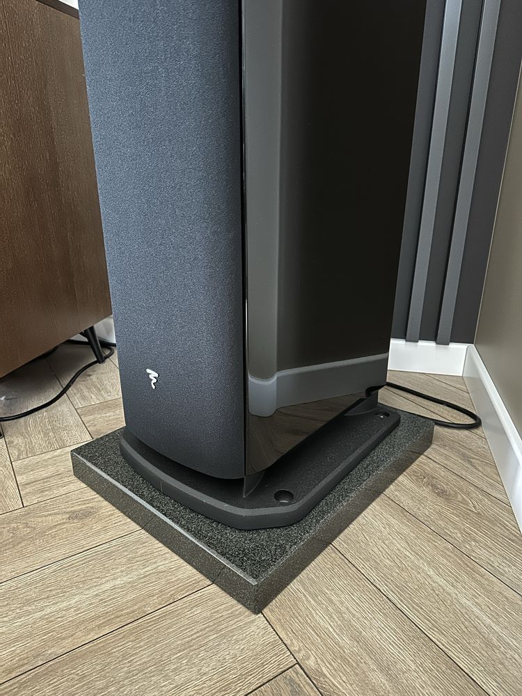 Zestaw audio.   Hi-FI Focal Cambridge Musical Fidelity