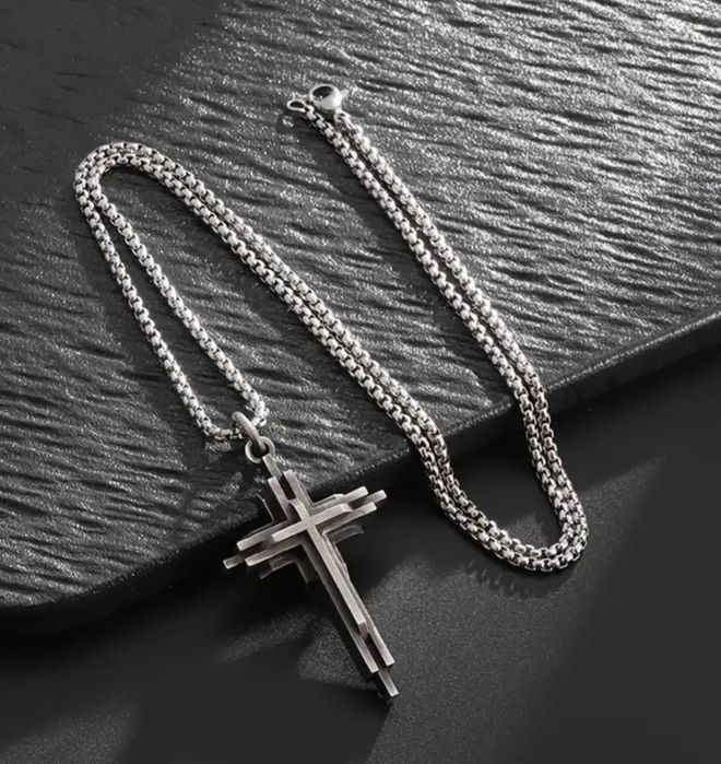 Łańcuszek Męski z Krzyżem Krzyżykiem Biżuteria Religijna Krzyż