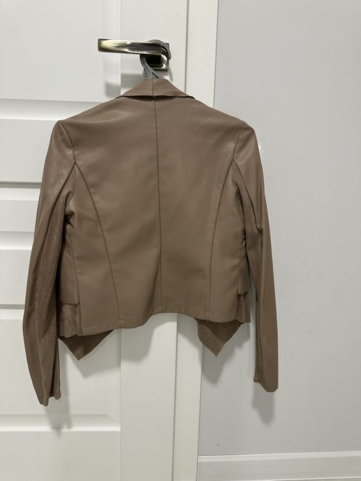 Куртка-піджак  весняна