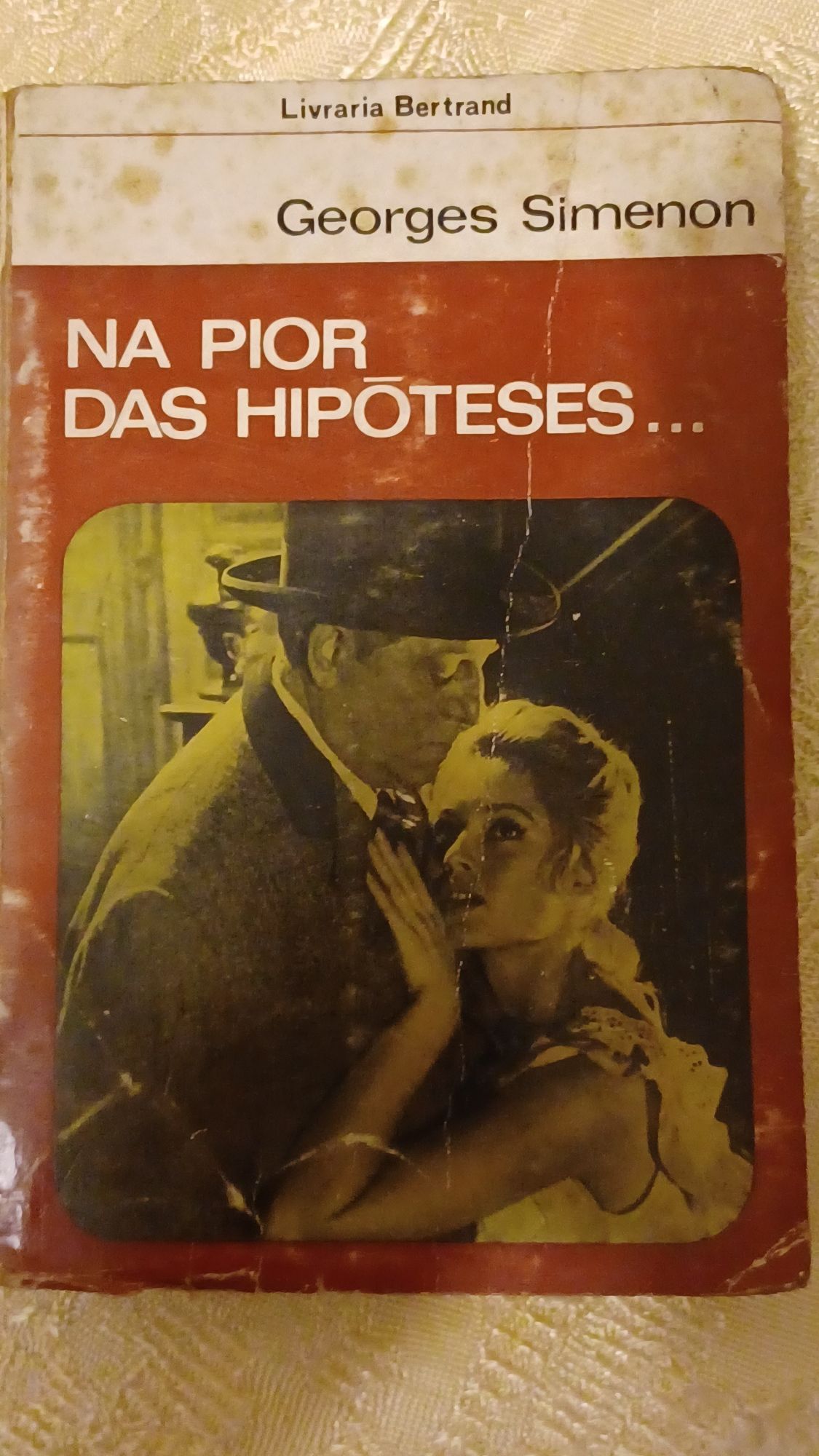 Livro "Na Pior das Hipóteses" de Georges Simenon