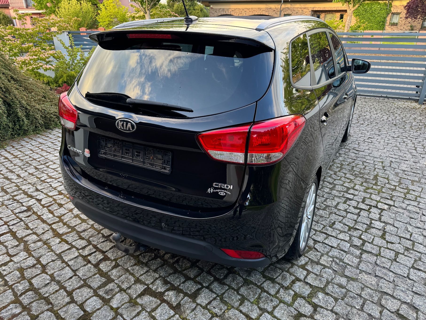 Kia Carens Bezwypadkowy pierwszy właściciel