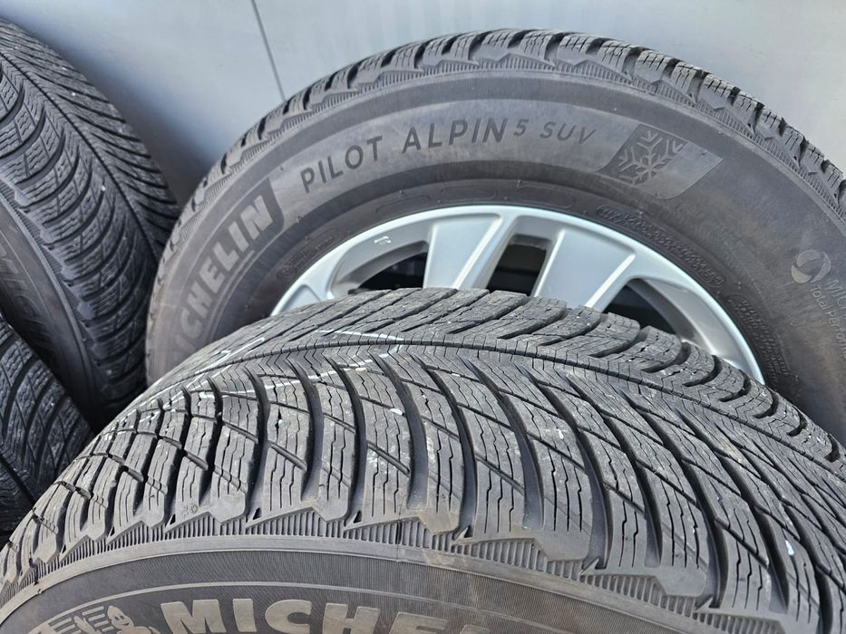 Alufelgi 17 koła zimowe Honda CR-V opony zimowe 225/65/17