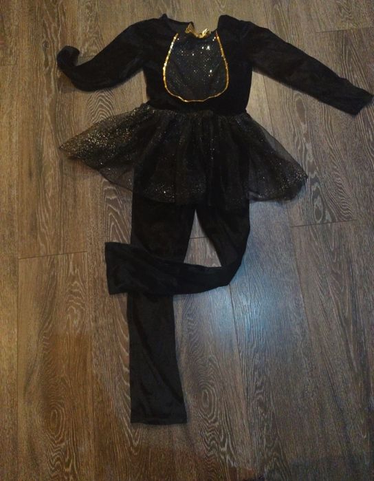 Fajny strój karnawałowy kotka