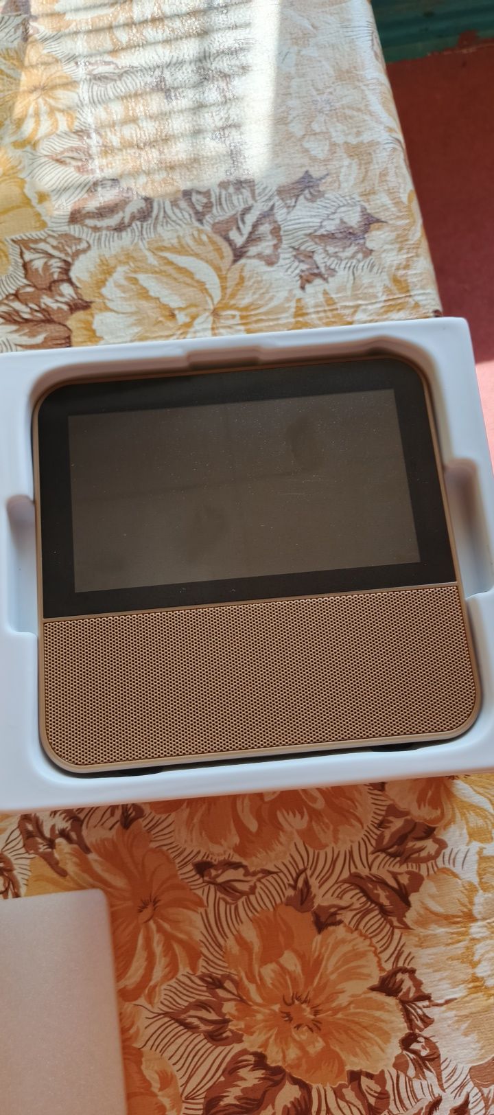 Мини преносной телевизор, 7 дюймов, Candy TV DVB-T2 + FM