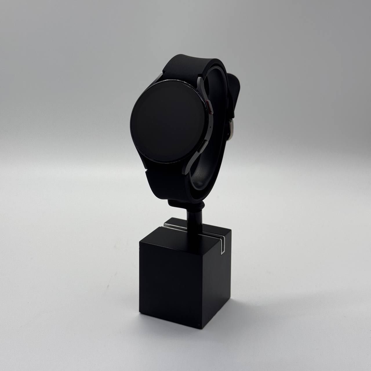 смарт-годинник samsung galaxy watch 5 44mm sm-r910 Graphite