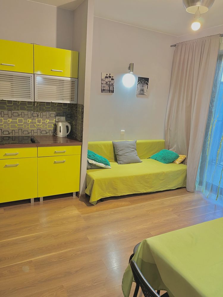 Apartamenty CH Promenada 10, Noclegi Praga Południe Gocław