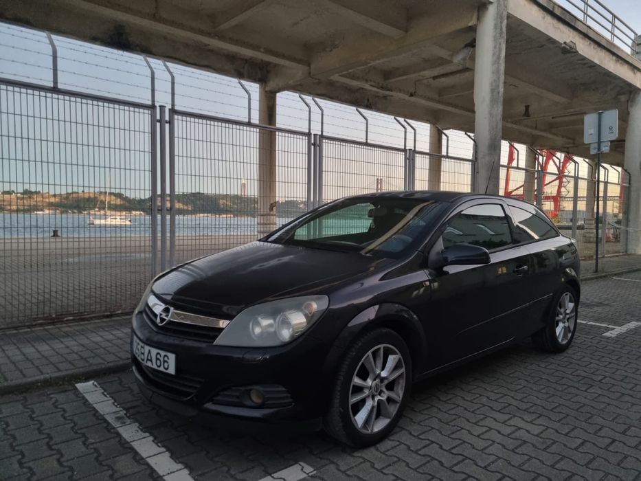 Opel Astra H GTC 1.9 cdti