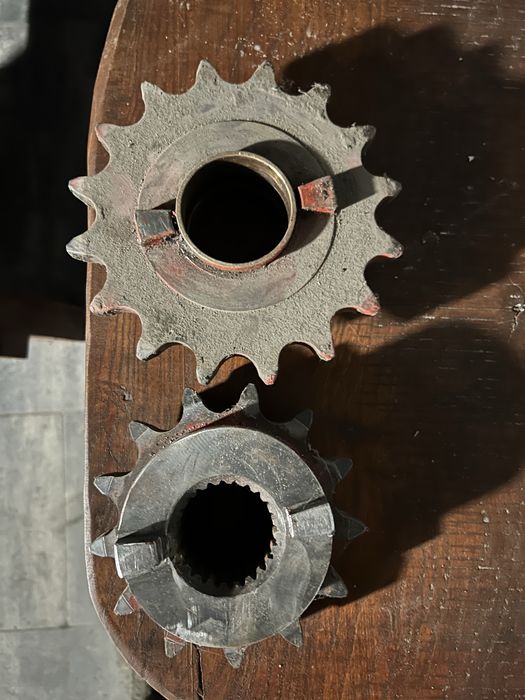 Koła zębate napędu Claas rollant komplet