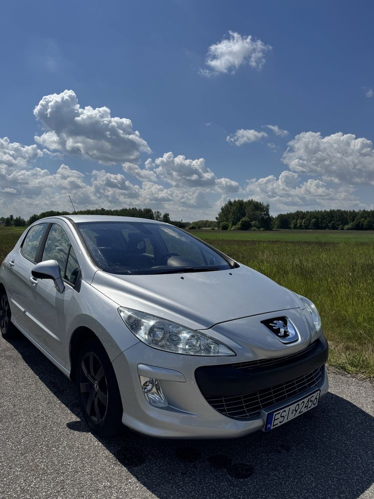 Peugeot 308•1.6 benzyna•Mały przebieg•Zadbany