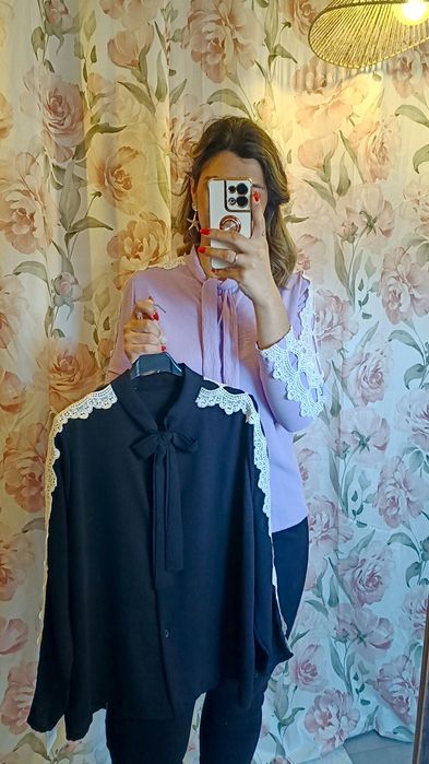 Blusas disponível em duas cores