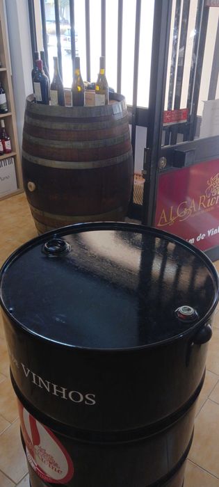 Mesa Bidon personalizad.