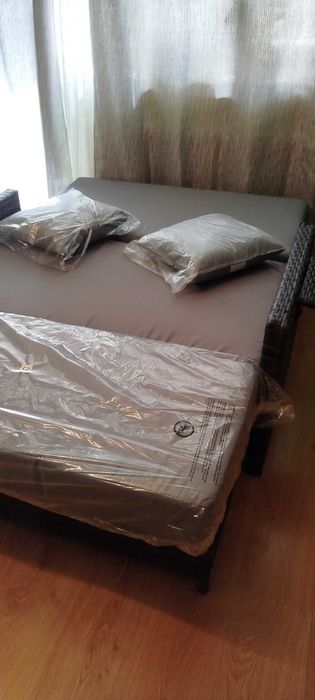 Nowa sofa rozkładana technorattan szara plus gratis nowy szary leżak