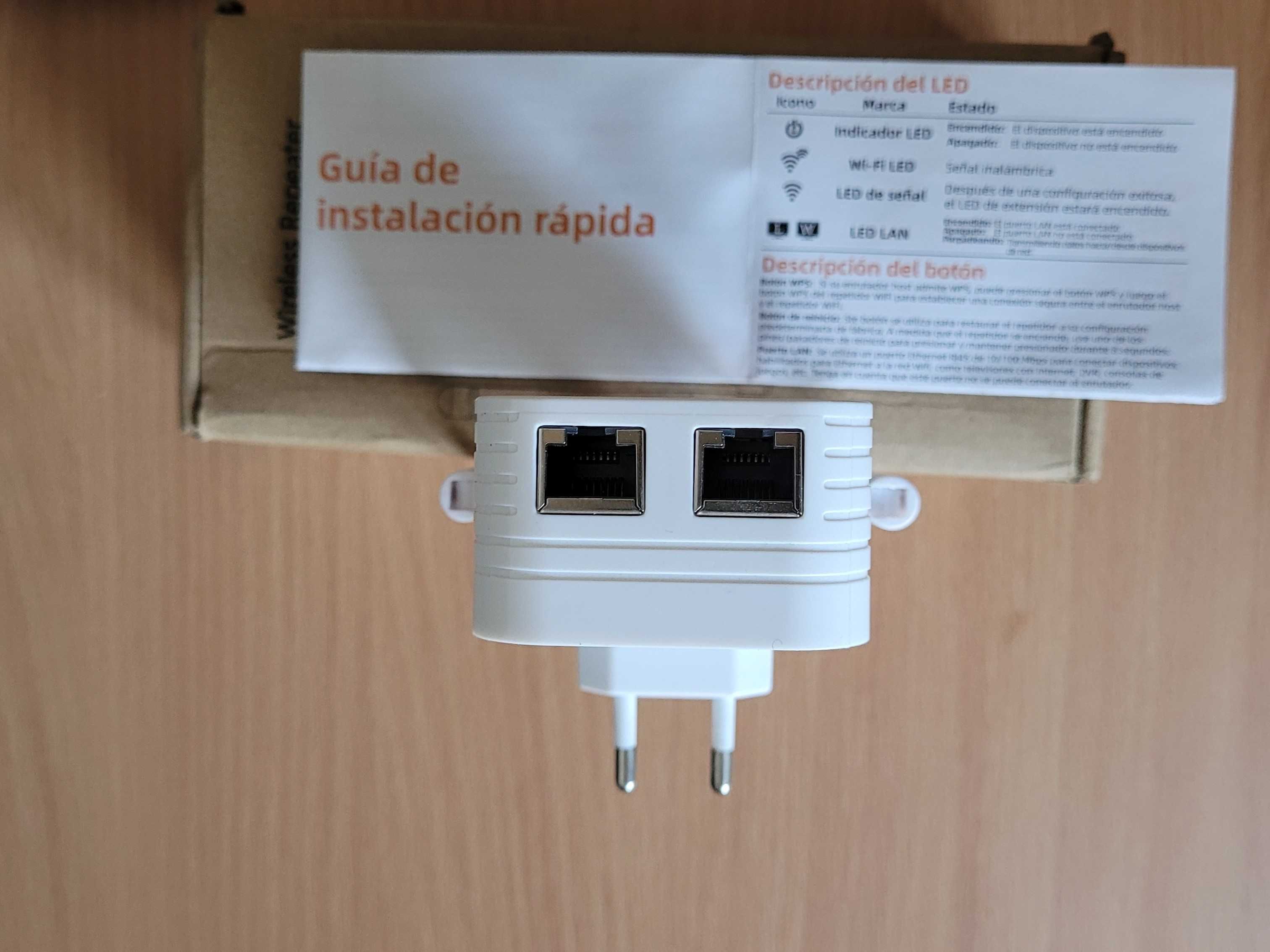 Wzmacniacz sygnału Wi-Fi 1200Mbps z antenami i trzema trybami pracy