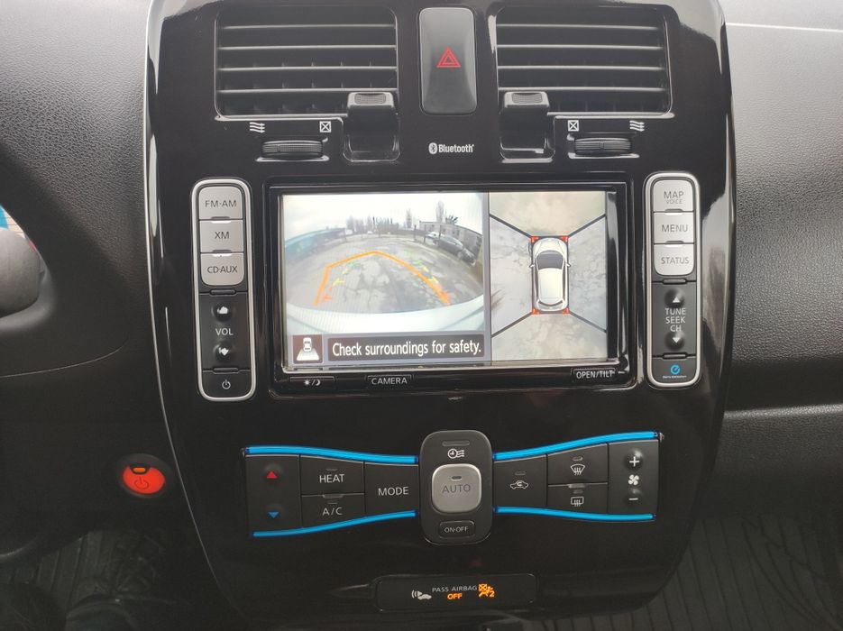 Nissan Leaf Ніссан Ліф